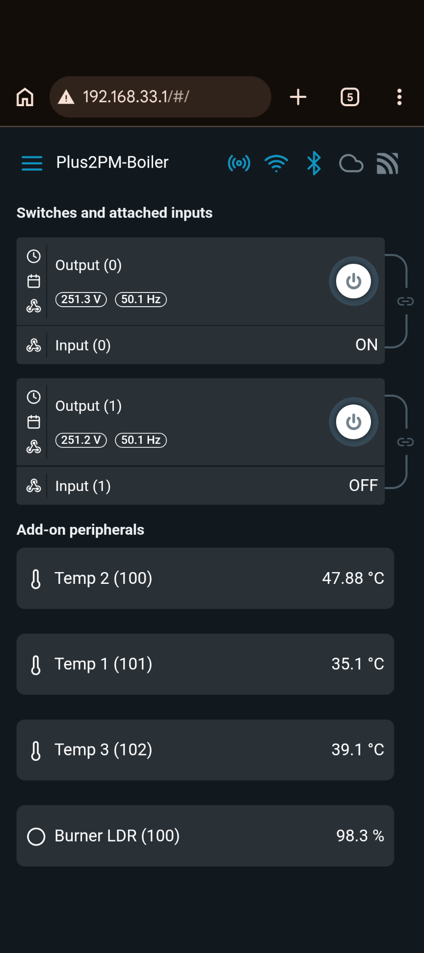 Shelly Plus2PM web interface showing Output 0 and Output 1 controls